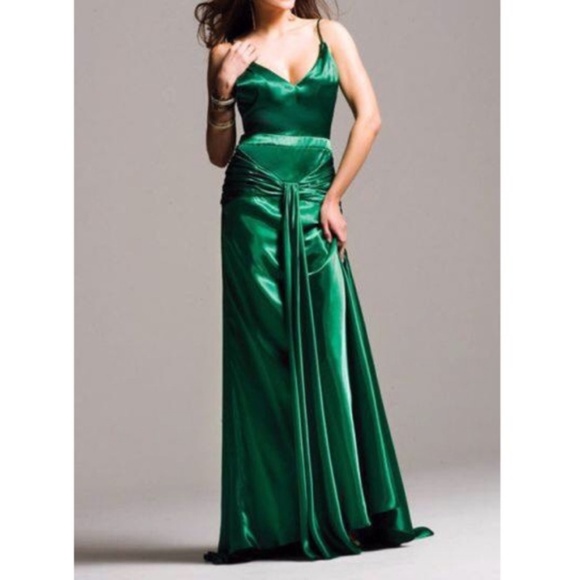faviana emerald green dress